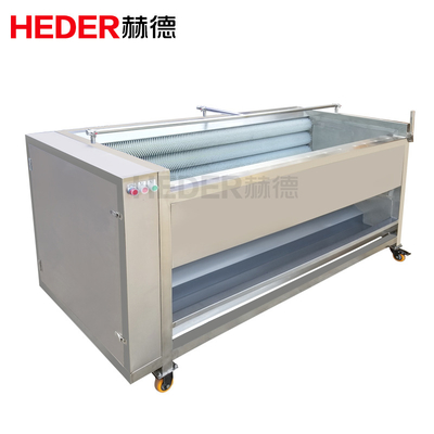 Máquina de limpeza de gengibre com escova de operação fácil de alta eficiência / linha de processamento de limpeza e peeling de gengibre grande